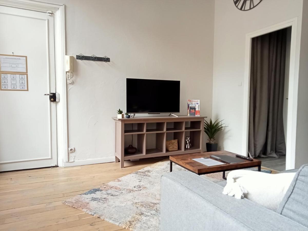 Gare 3 Min à Pied Avec Parking Appartement *